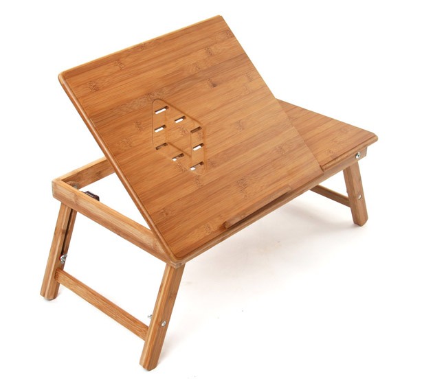 Bambusov stolek pod notebook i na sndani - Fotografie . 1